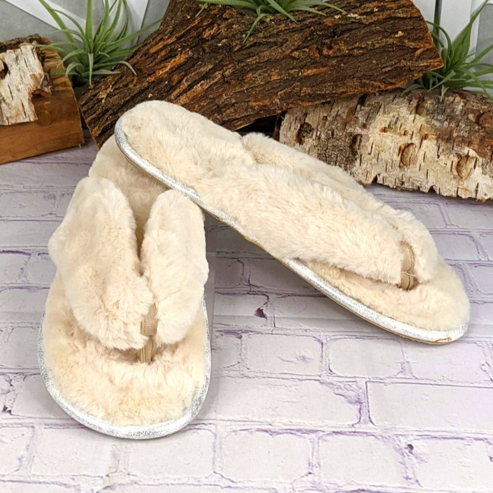 Magellan Furry Slippers Slides Thong Flip Flops